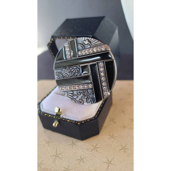 Duri Art Deco Rhinestone and Enamel Brooch - Picture 4 of 10